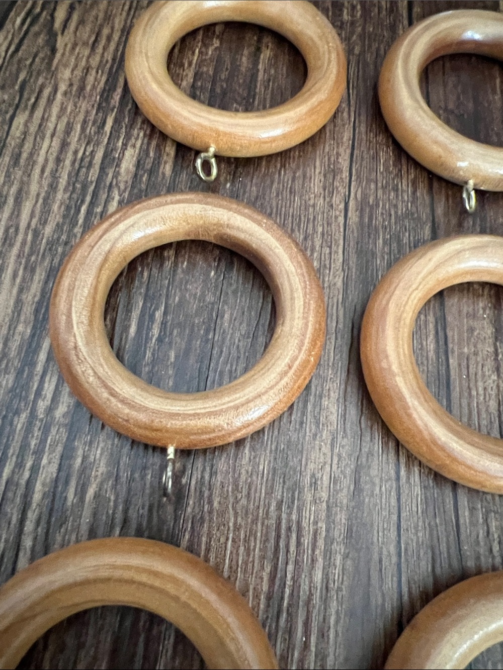 Vintage Wooden Curtain Rings in Light Brown—Set of 12 - Picture 4 of 4